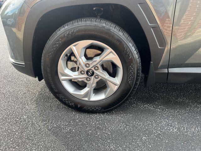 Photo of 2022 Amazon Gray Hyundai TUCSON