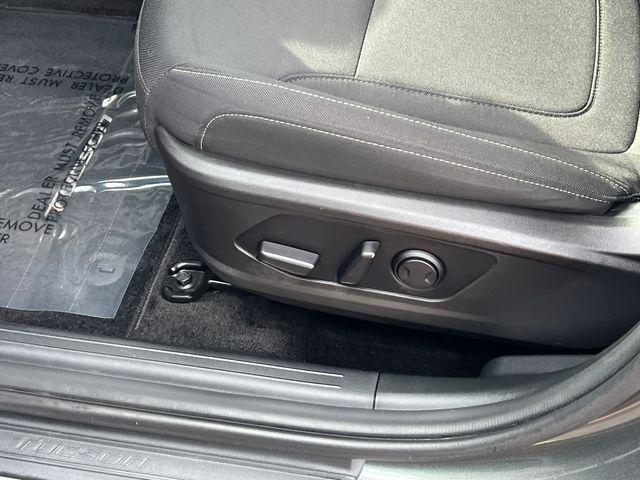 Photo of 2022 Amazon Gray Hyundai TUCSON