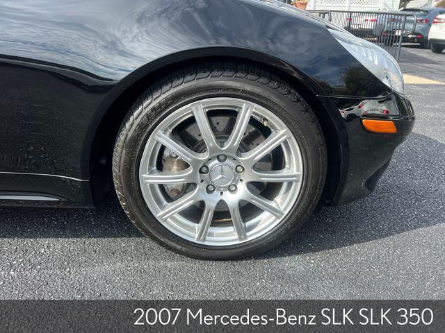 Photo of 2007 Black Mercedes-Benz SLK-Class