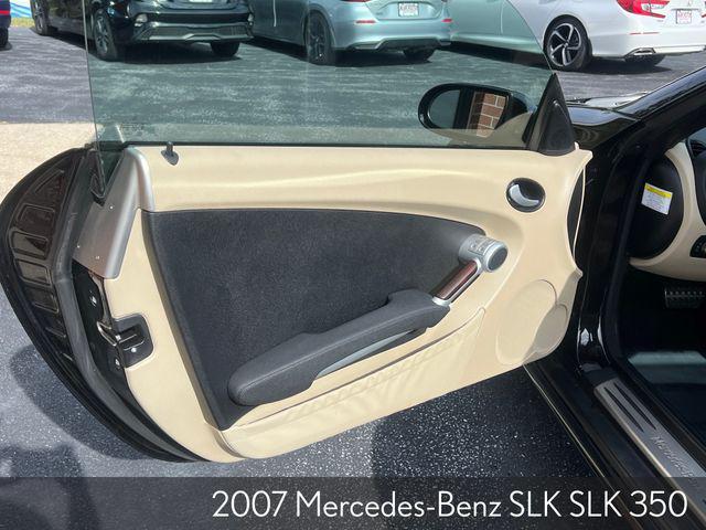 Photo of 2007 Black Mercedes-Benz SLK-Class