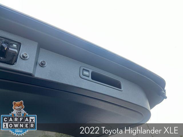 Photo of 2022 Wind Chill Pearl Toyota Highlander