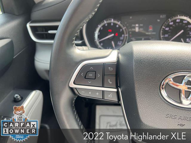 Photo of 2022 Wind Chill Pearl Toyota Highlander