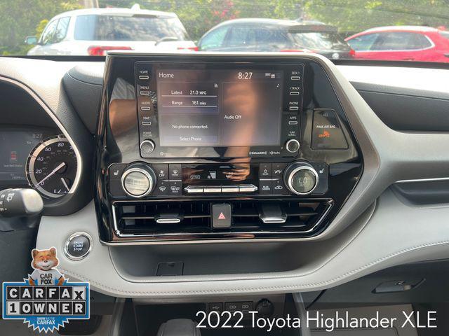 Photo of 2022 Wind Chill Pearl Toyota Highlander