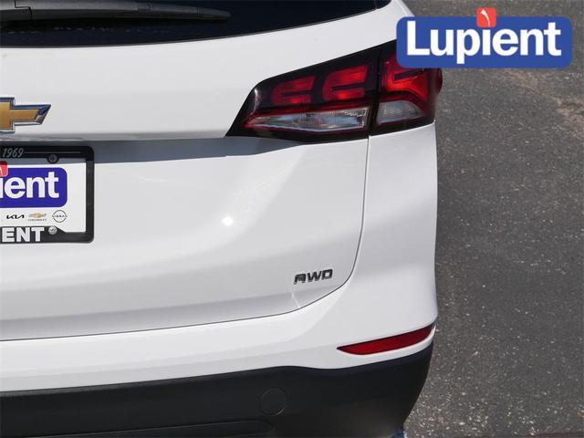 Photo of 2022 Summit White Chevrolet Equinox