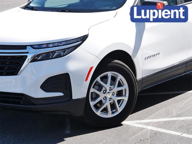 Photo of 2022 Summit White Chevrolet Equinox