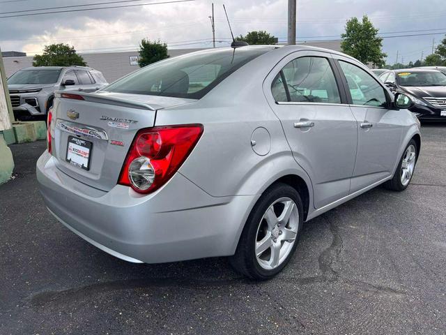 Photo of 2016 Silver Chevrolet Sonic