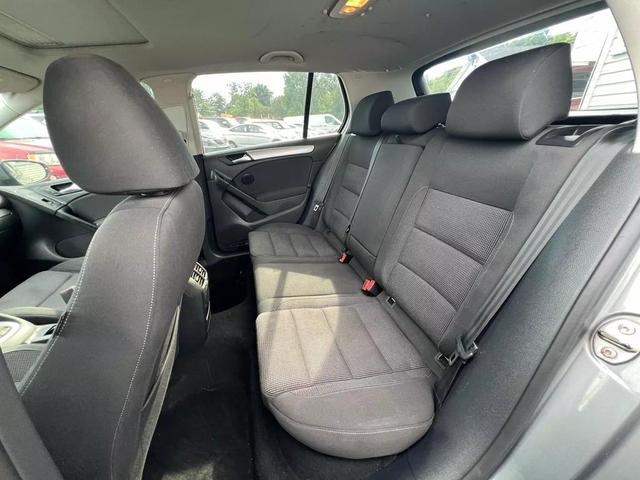 Photo of 2012 Gray Volkswagen Golf