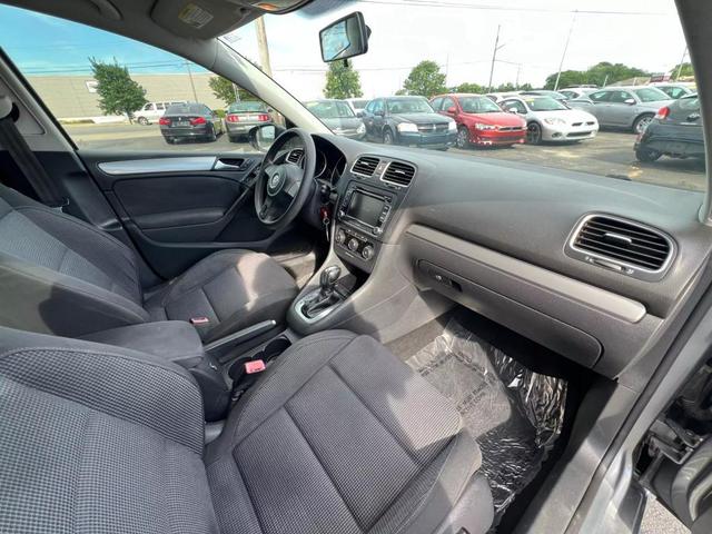 Photo of 2012 Gray Volkswagen Golf