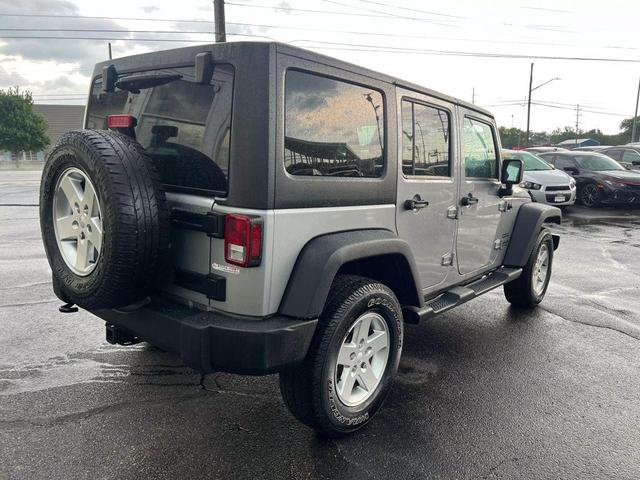 Photo of 2014 Silver Jeep Wrangler Unlimited