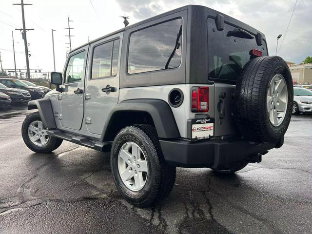 Photo of 2014 Silver Jeep Wrangler Unlimited
