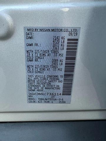 Photo of 2020 Silver Nissan Rogue
