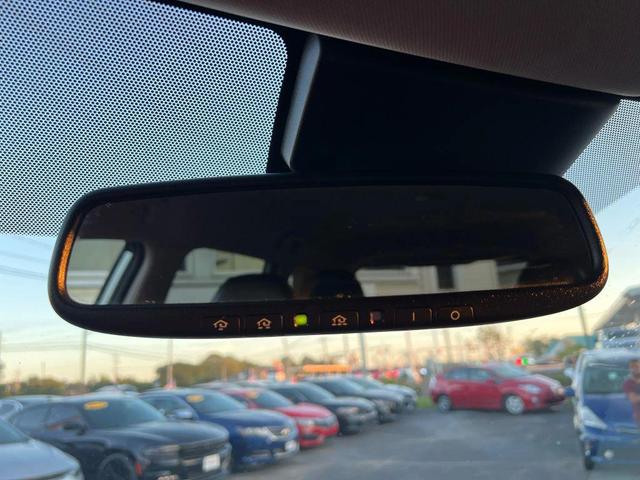 Photo of 2020 Silver Nissan Rogue