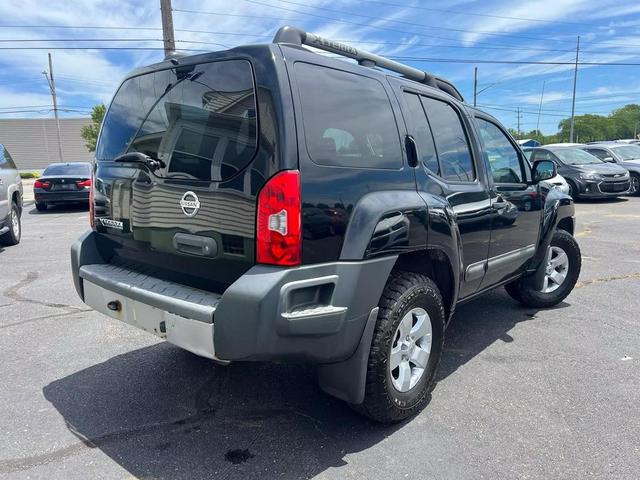 Photo of 2013 Black Nissan Xterra