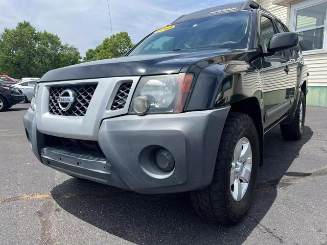 Photo of 2013 Black Nissan Xterra