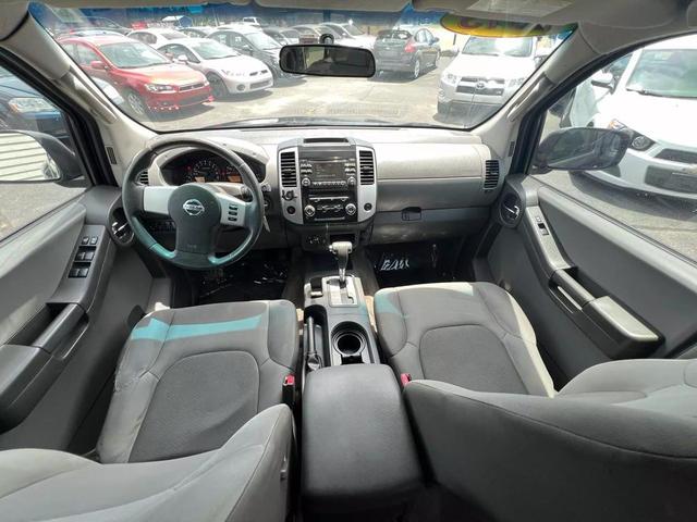 Photo of 2013 Black Nissan Xterra