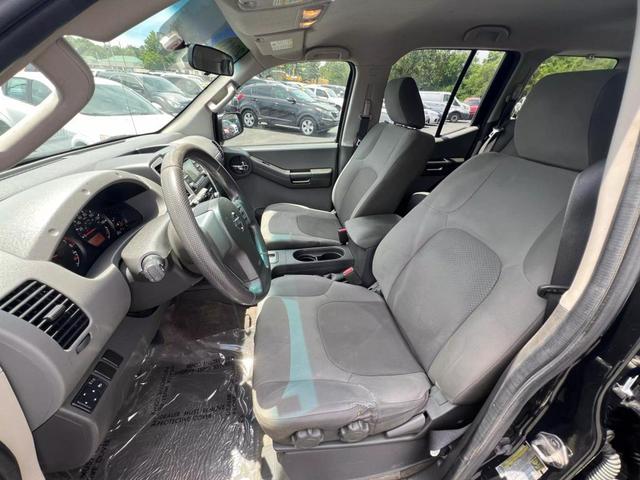 Photo of 2013 Black Nissan Xterra
