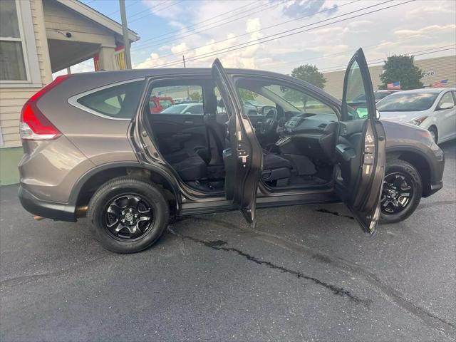 Photo of 2014 Gray Honda CR-V