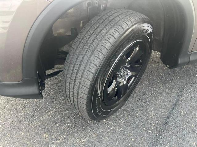 Photo of 2014 Gray Honda CR-V