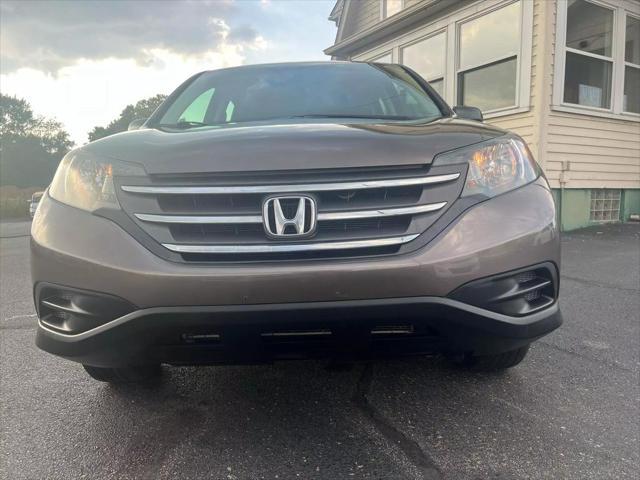 Photo of 2014 Gray Honda CR-V