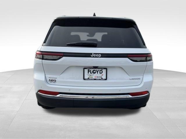 Photo of 2025 Bright White Clearcoat Jeep Grand Cherokee