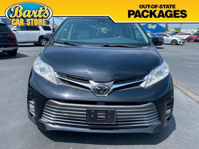 Photo of 2020 Midnight Black Metallic Toyota Sienna