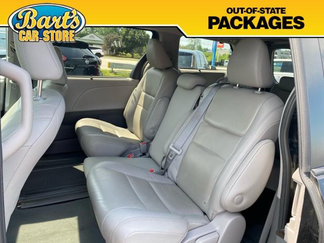 Photo of 2020 Midnight Black Metallic Toyota Sienna