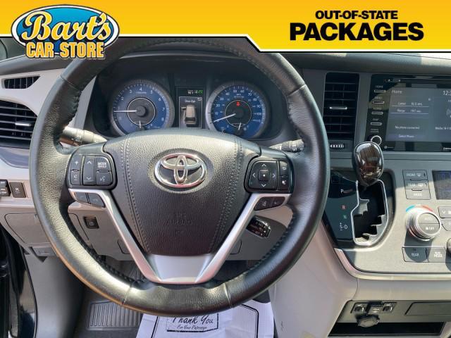 Photo of 2020 Midnight Black Metallic Toyota Sienna