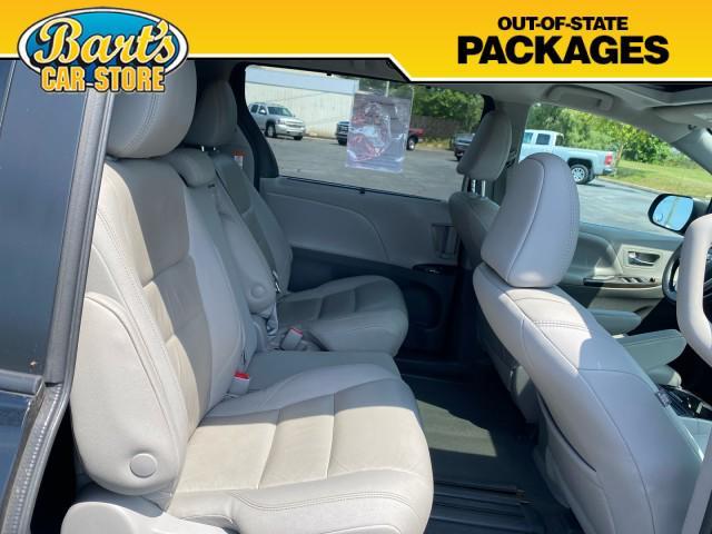 Photo of 2020 Midnight Black Metallic Toyota Sienna