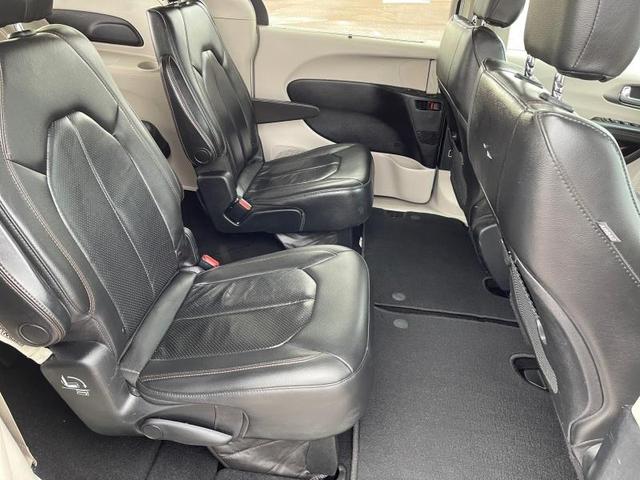 Photo of 2020 White Chrysler Pacifica