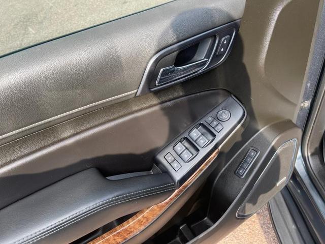 Photo of 2019 Gray Chevrolet Tahoe