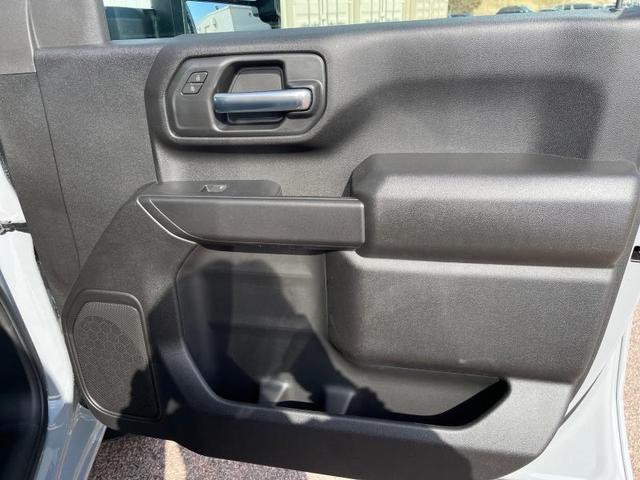 Photo of 2025 Slate Gray Metallic Chevrolet Silverado 2500