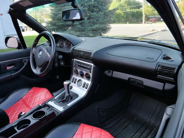Photo of 2001 Black BMW Z3