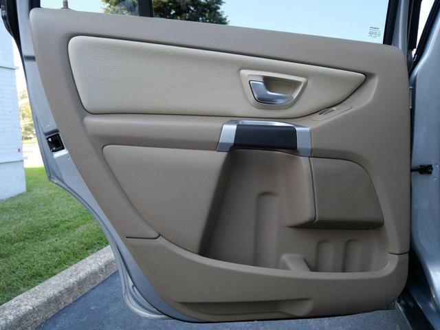 Photo of 2013 Silver Volvo XC90