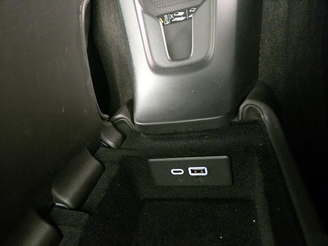 Photo of 2024 White Chevrolet Corvette