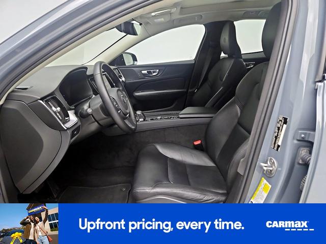 Photo of 2024 Blue Volvo S60