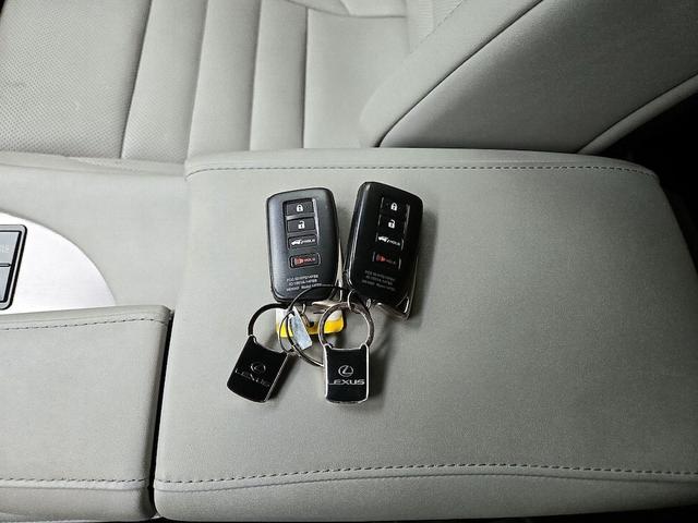 Photo of 2018 Black Lexus RX 350