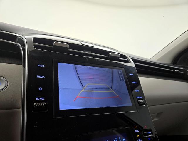 Photo of 2023 White Hyundai TUCSON