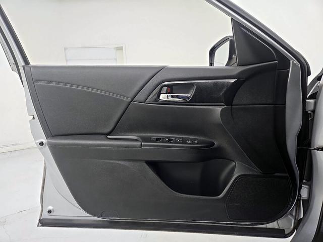 Photo of 2013 Silver Honda Accord