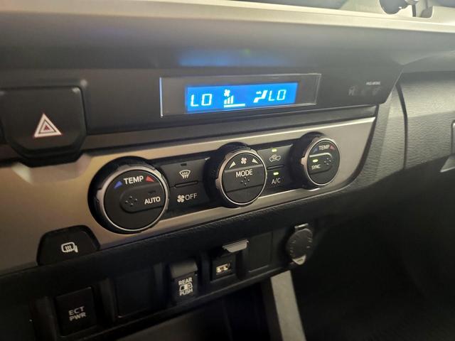 Photo of 2022 Gray Toyota Tacoma
