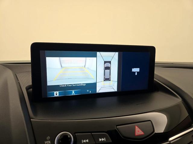 Photo of 2019 White Acura RDX