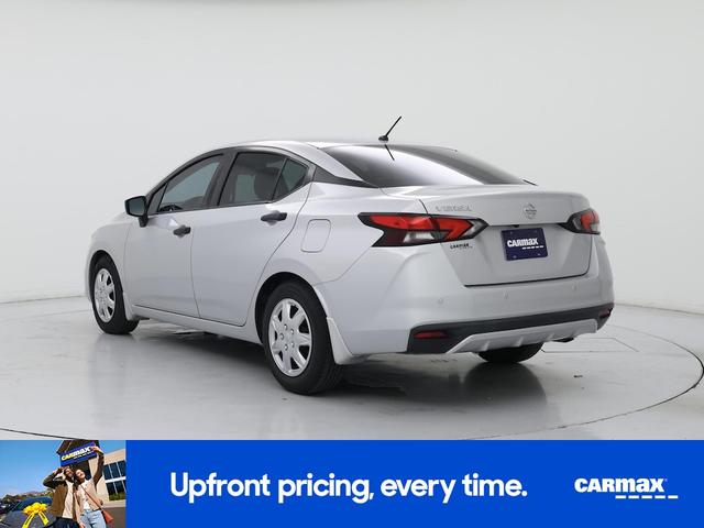 Photo of 2020 Silver Nissan Versa