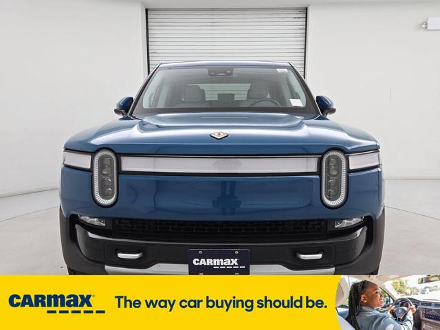 Photo of 2023 Blue Rivian R1T