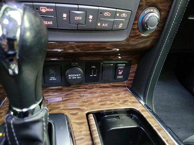 Photo of 2018 Silver Nissan Armada