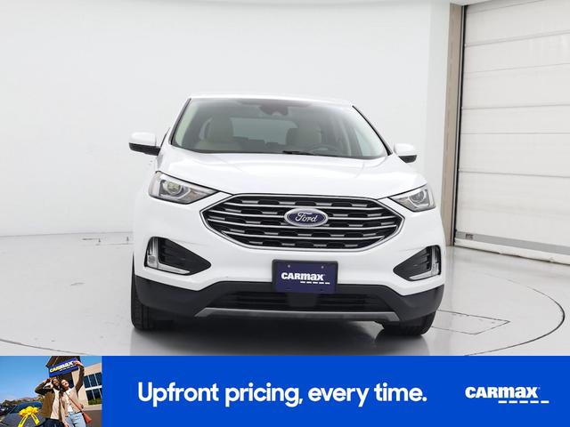 Photo of 2021 White Ford Edge