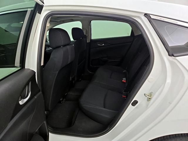 Photo of 2017 White Honda Civic