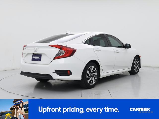 Photo of 2017 White Honda Civic