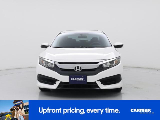 Photo of 2017 White Honda Civic