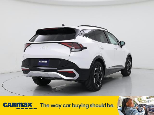 Photo of 2025 White Kia Sportage