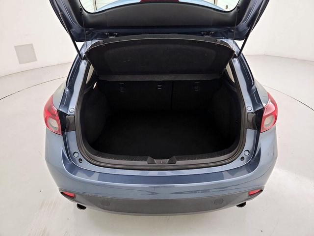 Photo of 2016 Blue Mazda Mazda3
