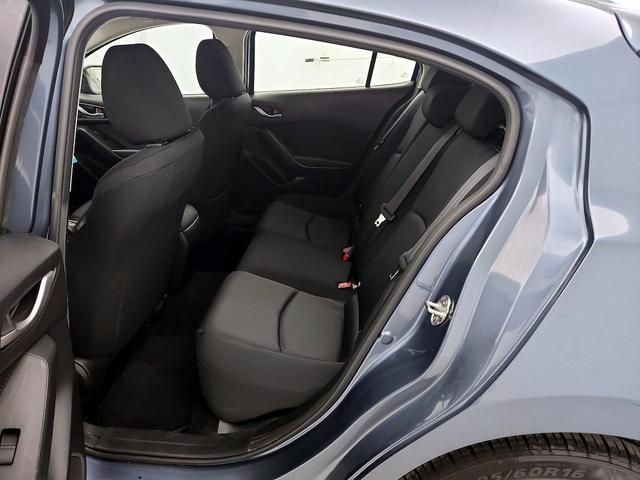 Photo of 2016 Blue Mazda Mazda3